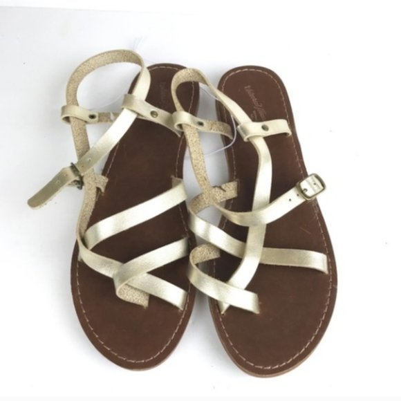 Universal Thread Women's Gold Faux Leather Lavinia Toe Wrap Thong Sandal - Picture 4 of 7